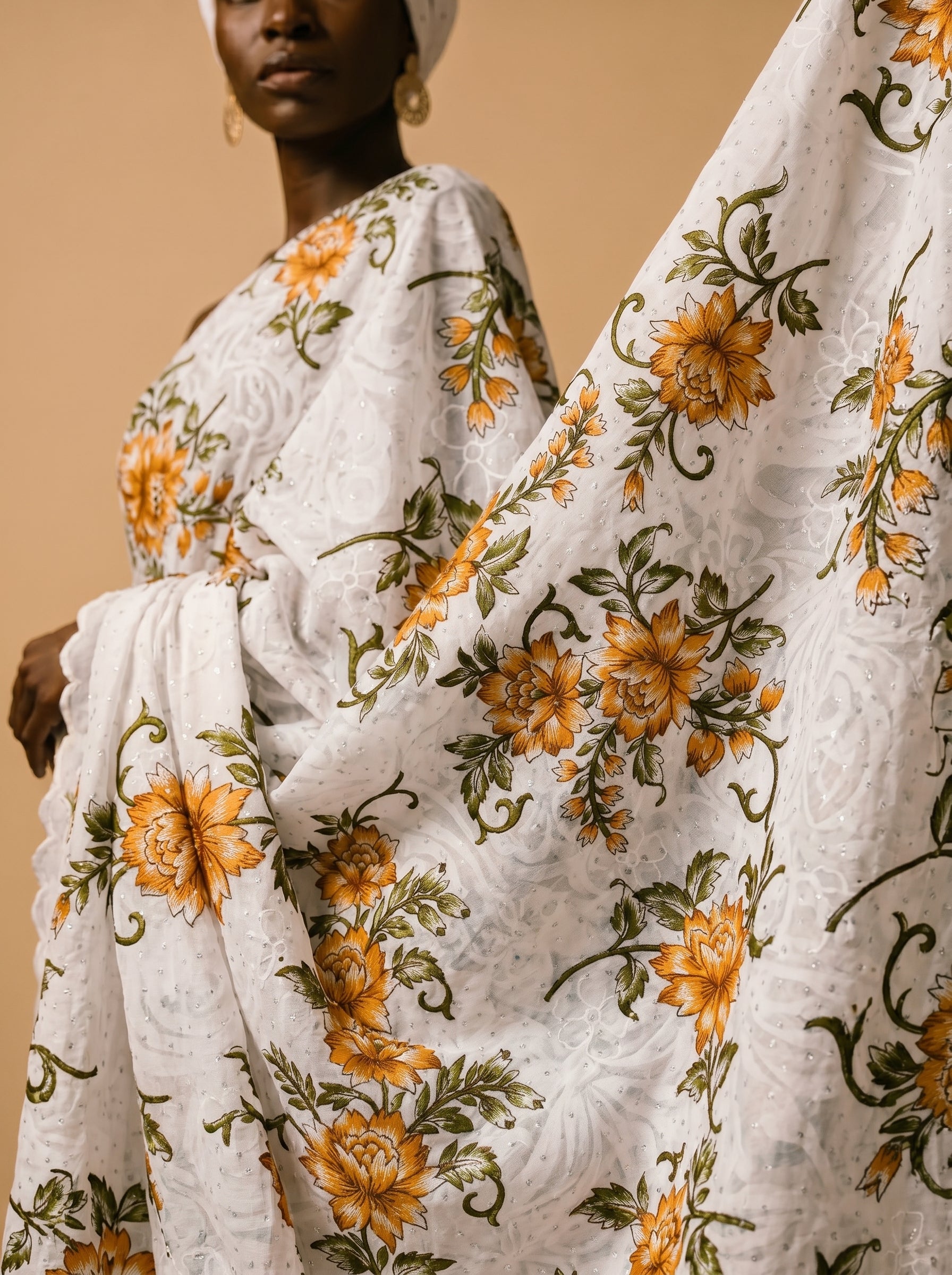 Flowers shower with stone detailing