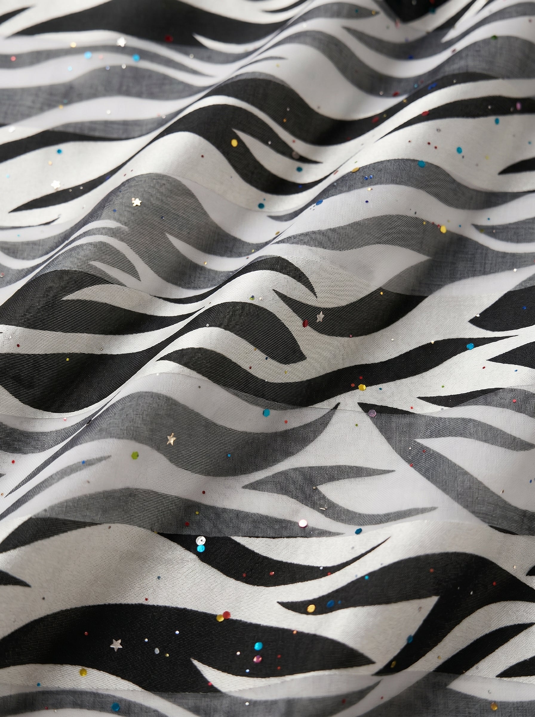 Bold zebra stripes