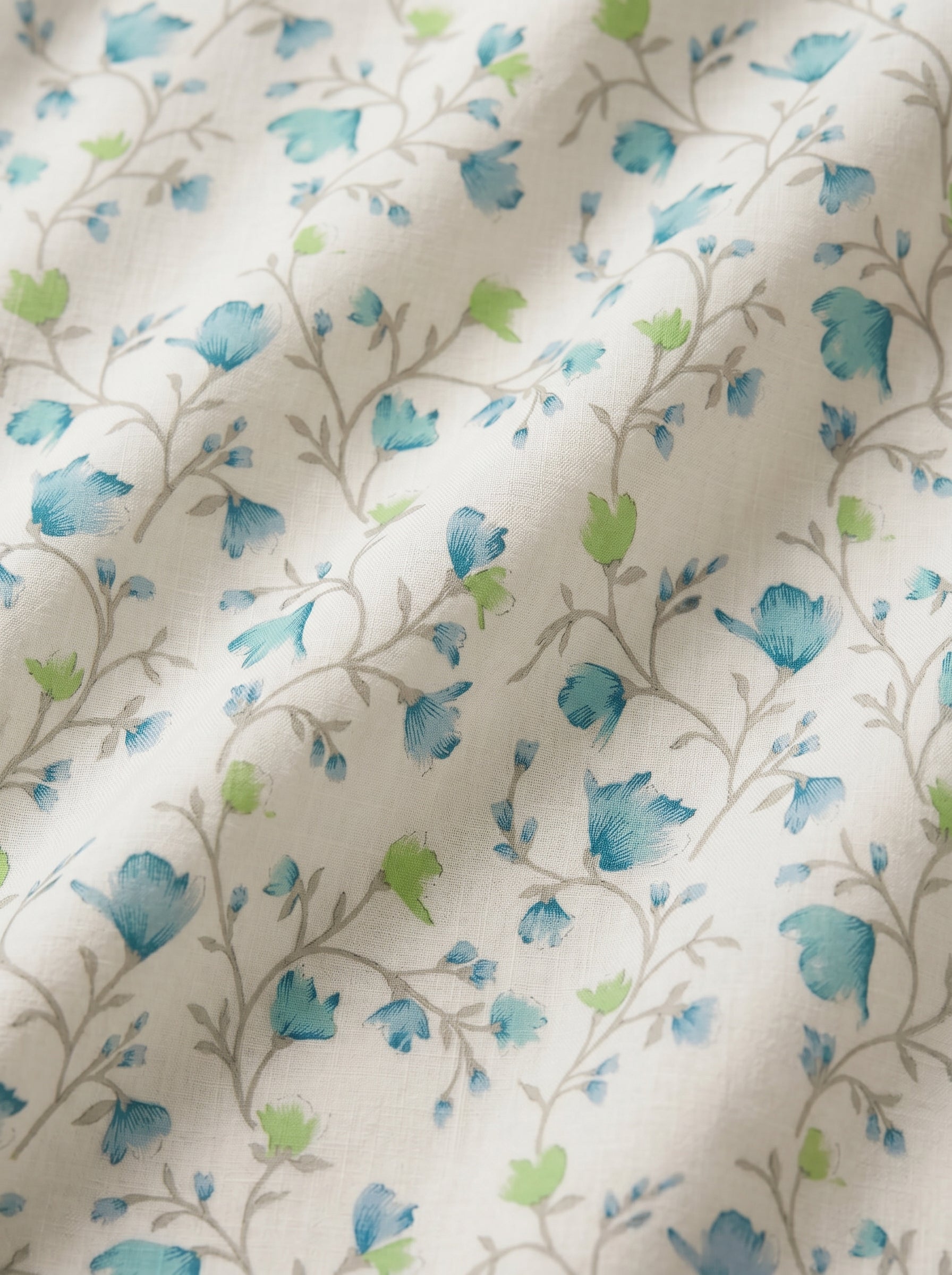 Soft floral print on pure cotton base