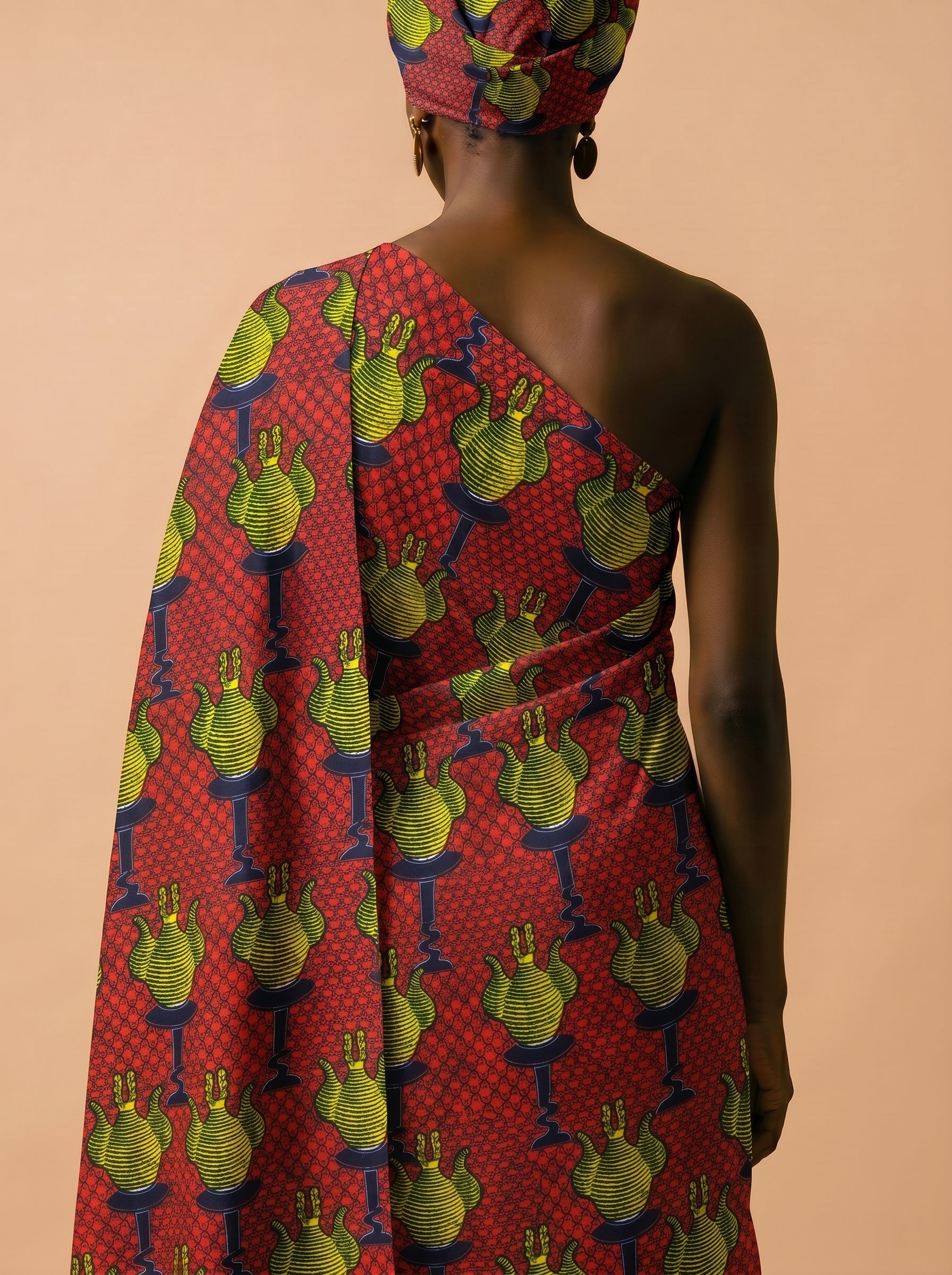 Wear your favourite vase on red