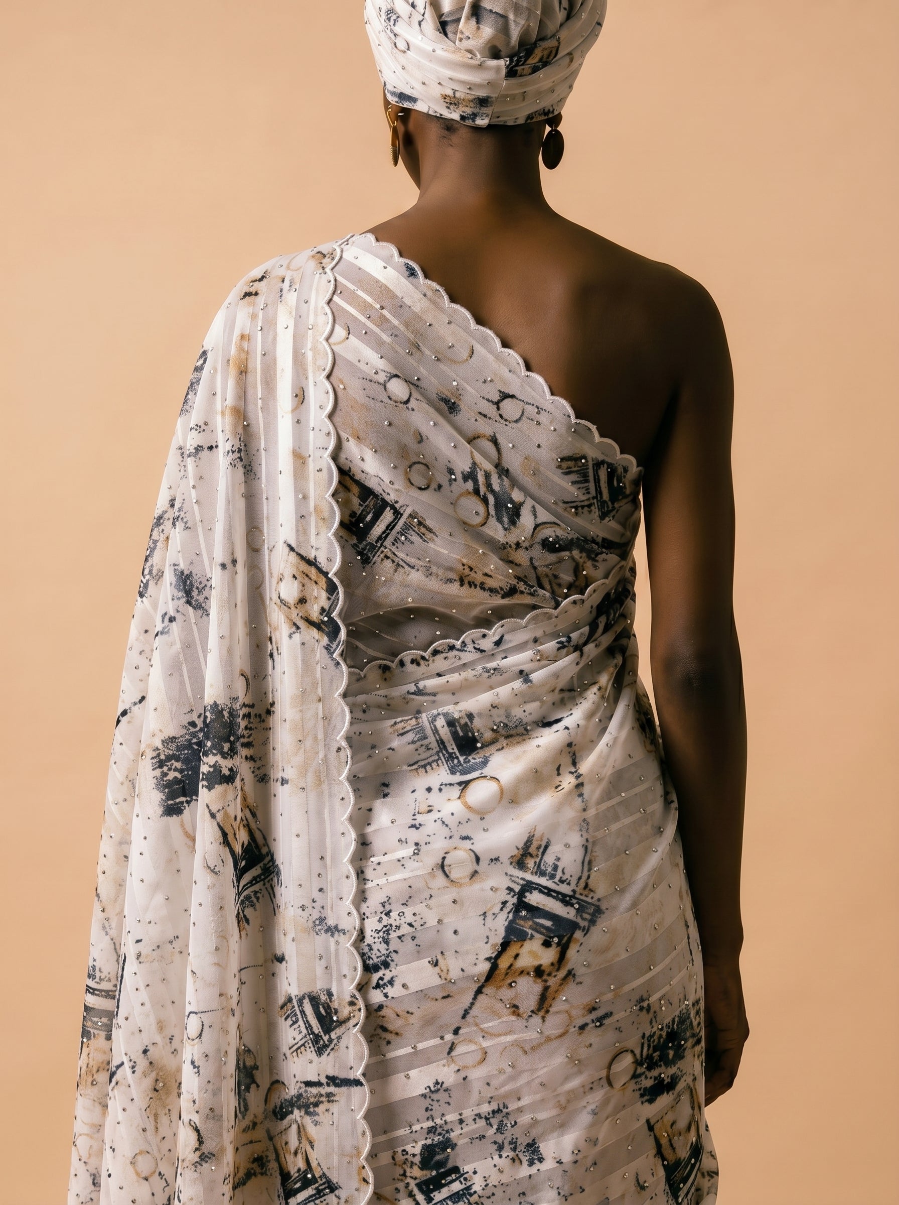 Neutral abstract print