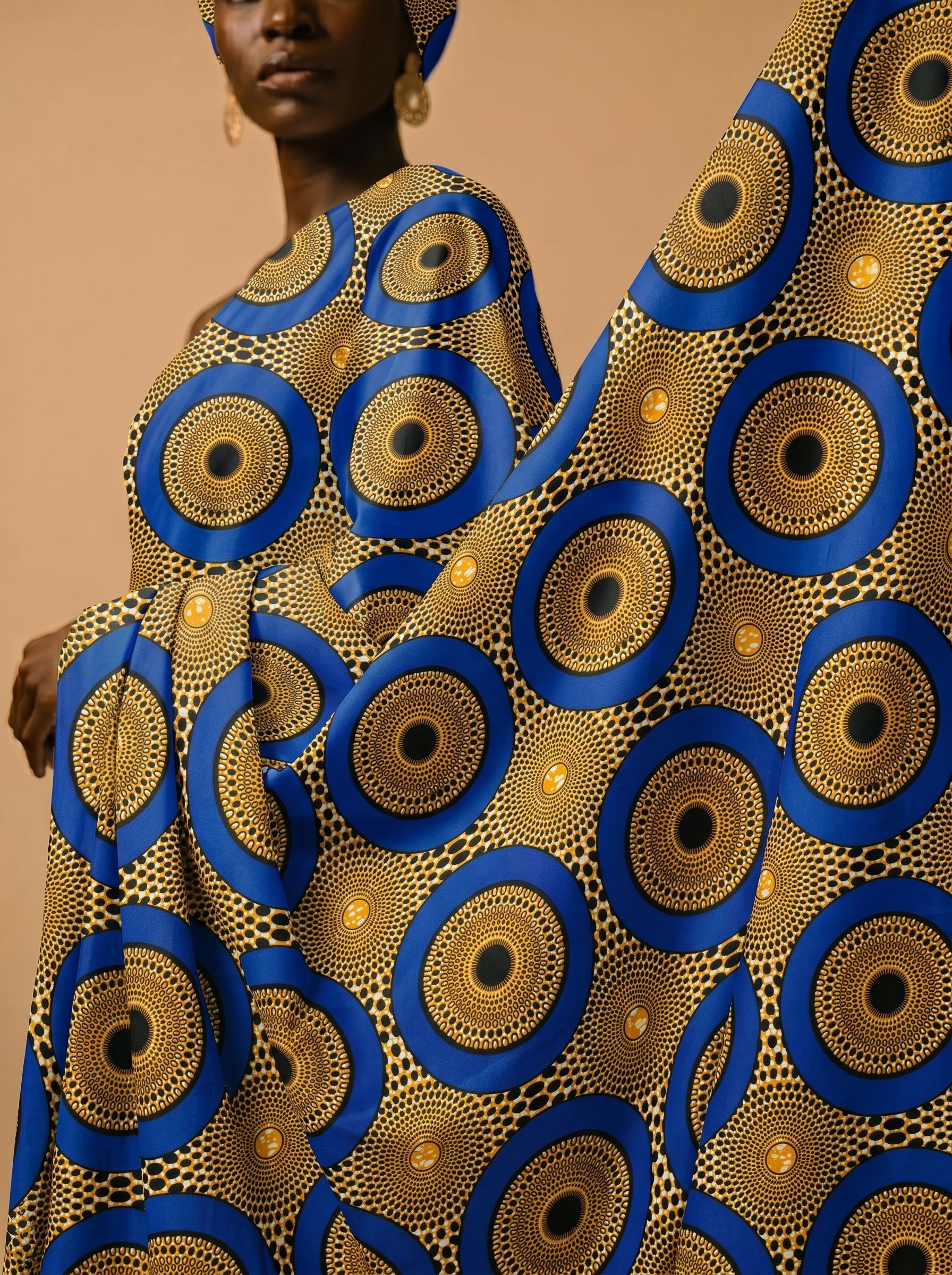 Cheetah-inspired circle pattern