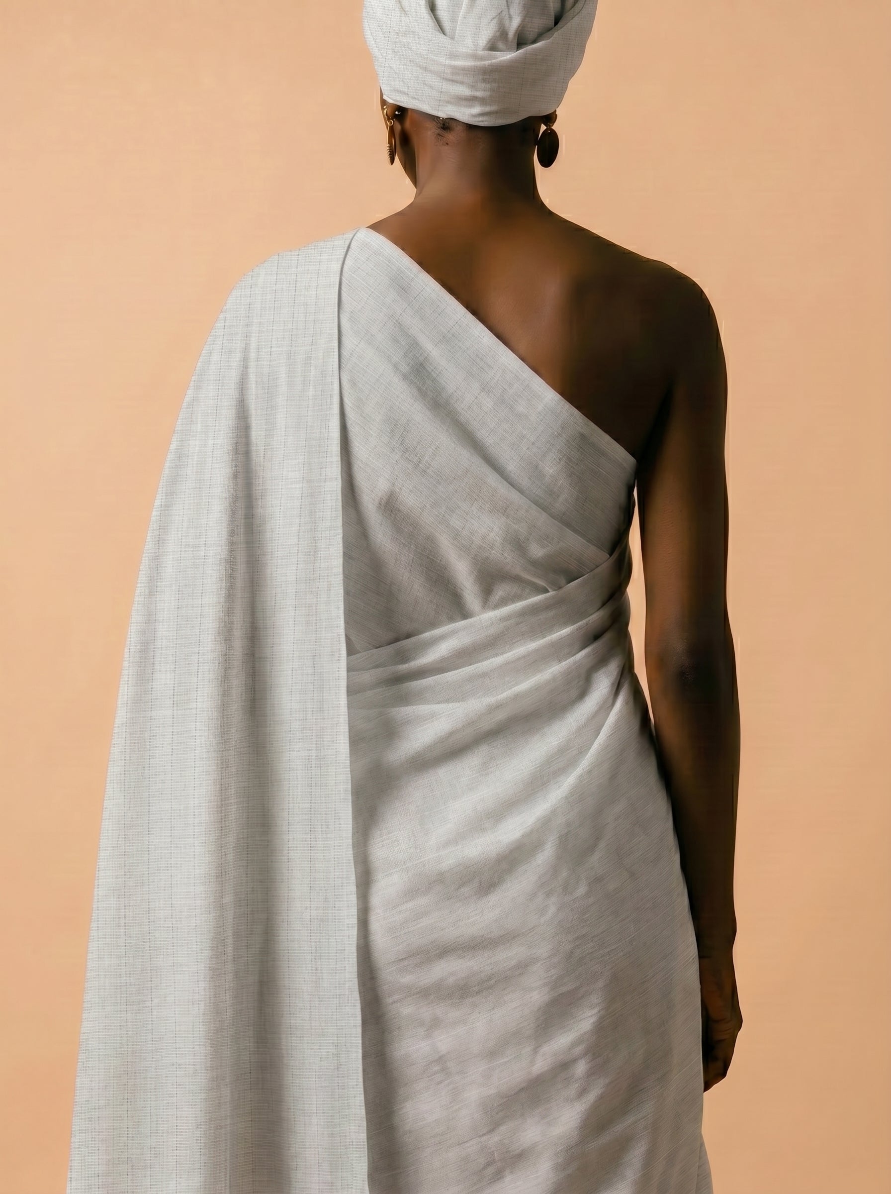 textured weave in soft ivory base