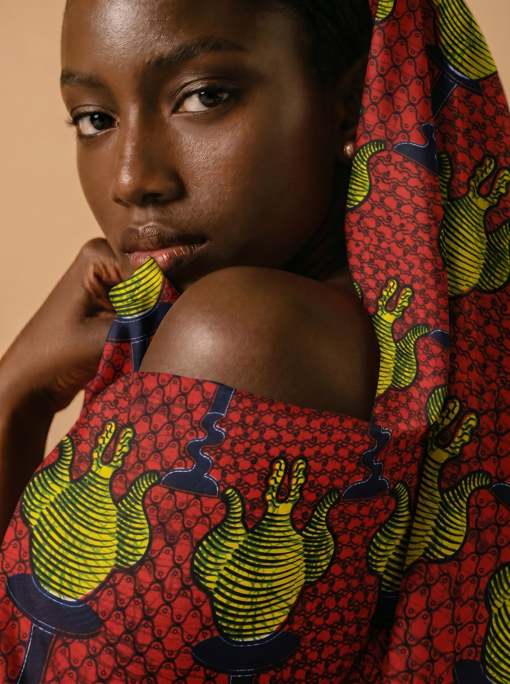 Wear your favourite vase on red